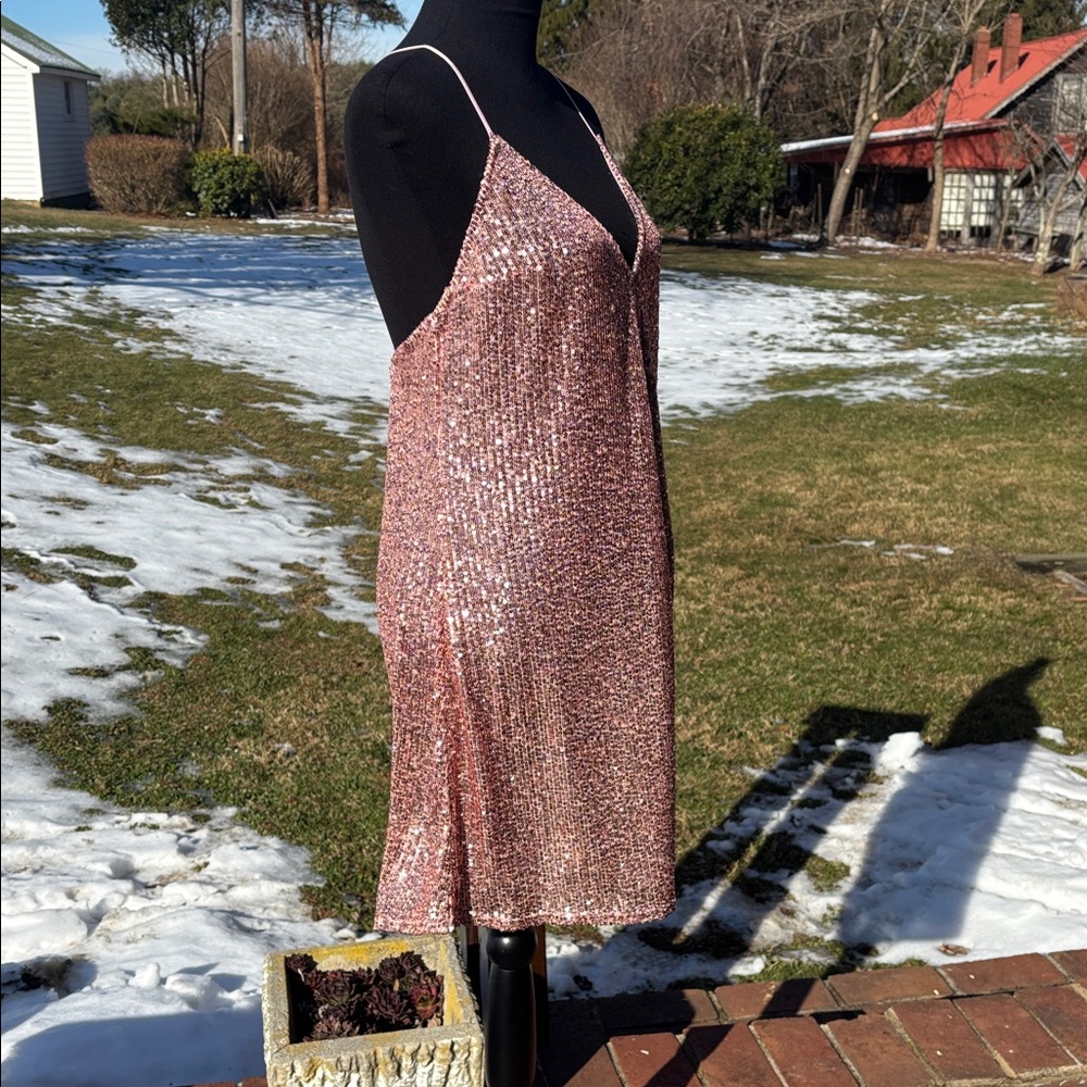 Victoria’s Secret NEW Sequin Party Rose Gold Sparkle Mini Slip Dress Large - Picture 9 of 13